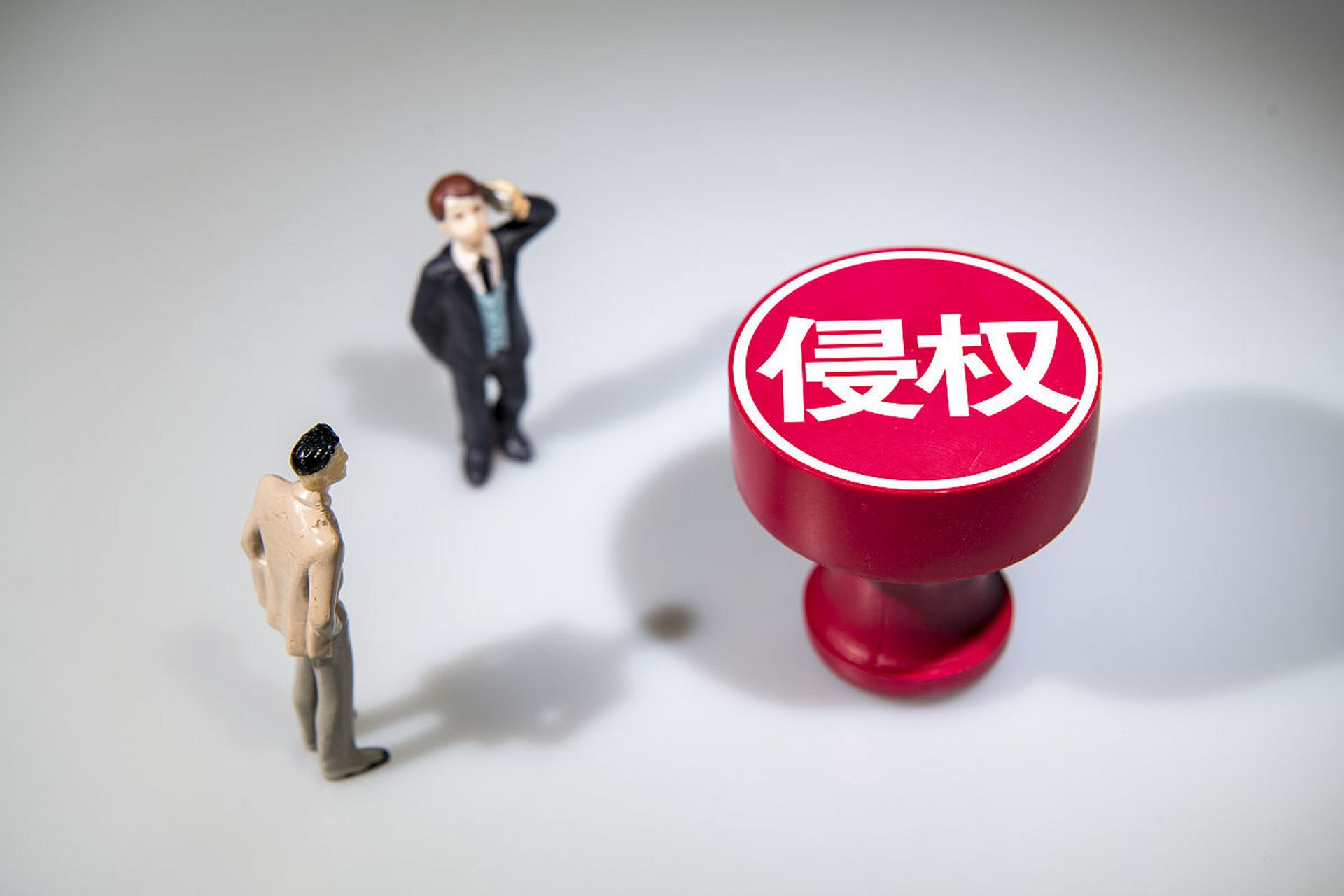 跨境为何频繁下架商品?藏在描述词里的商标侵权陷阱解析